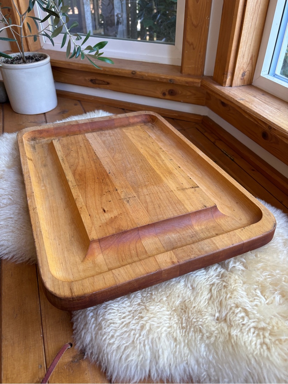 Vermont Wooden Cutting Board - Picture 2 of 7